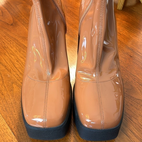 KATY PERRY Heightten Stretch Bootie Patent Platform Zip Chunky Butterscotch 9M - Picture 5 of 13